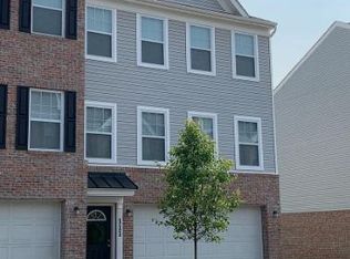 111 Watson Dr, Warrendale, PA 15086