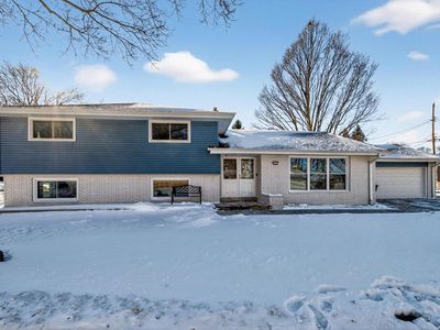 9605 West Fiebrantz AVENUE, Wauwatosa, WI, 53222