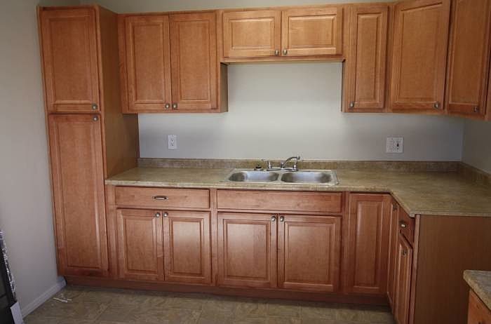2nd image of 4647 35th St
