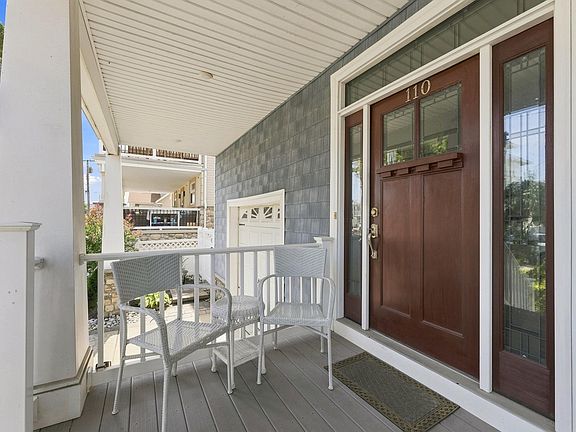 2nd image of 110 E Crocus Rd #110