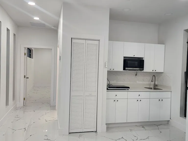 590 Ragan Dr — Photo 12