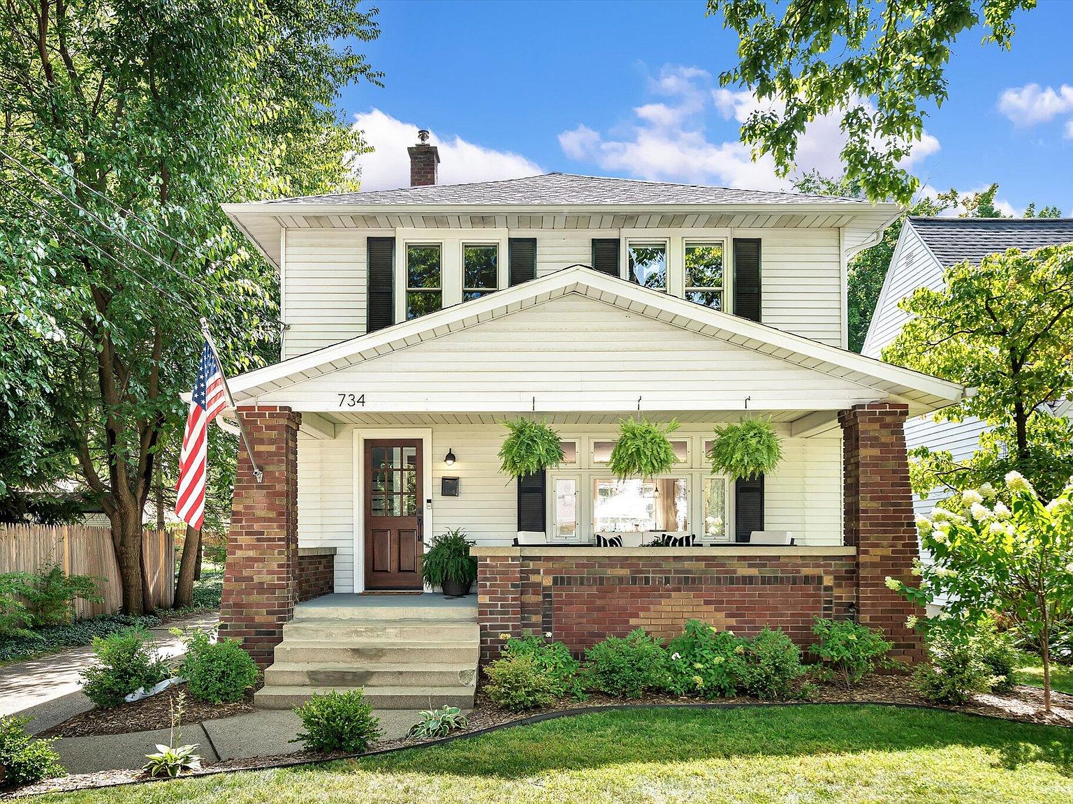 734 Deming St SE, Grand Rapids, MI 49507 | Zillow