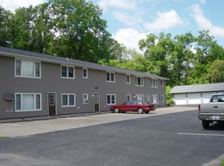 526 17th St APT 2, Red Wing, MN 55066