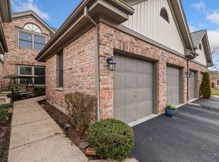 10647 Hollow Tree Rd, Orland Park, IL 60462