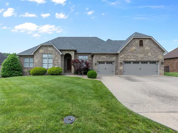 1214 Timber Creek Dr, Cape Girardeau, MO 63701