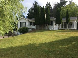 3105 Sand Beach Rd, Bad Axe, MI 48413