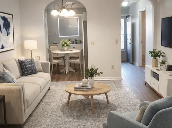 211 Edgewater Rd APT 19, Savannah, GA 31405