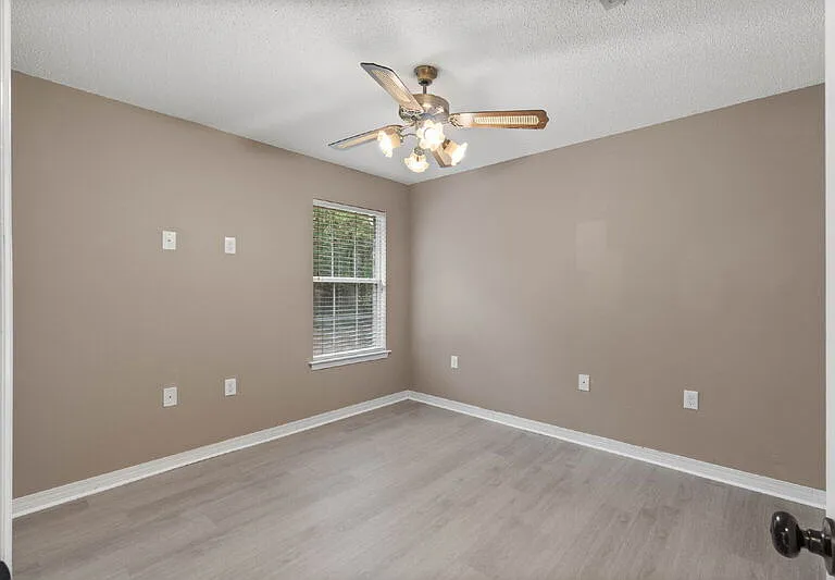 5590 Buck Ward Rd — Photo 16
