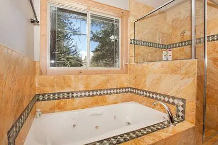 2 Person Spa Tub