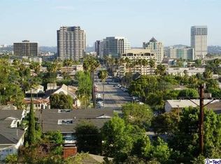 1616 Hazbeth Ln, Glendale, CA 91202