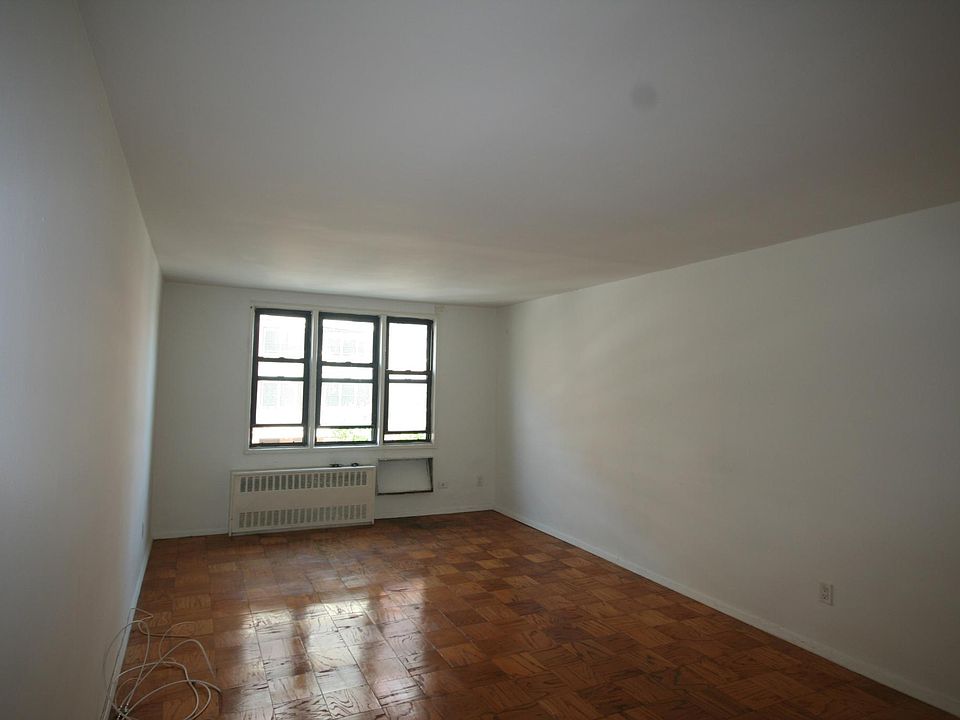 1st image of 13 Franklin Blvd #5