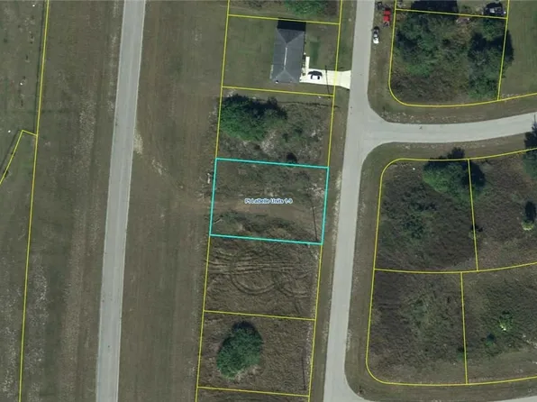 9013 Largo Cir, Labelle, FL 33935