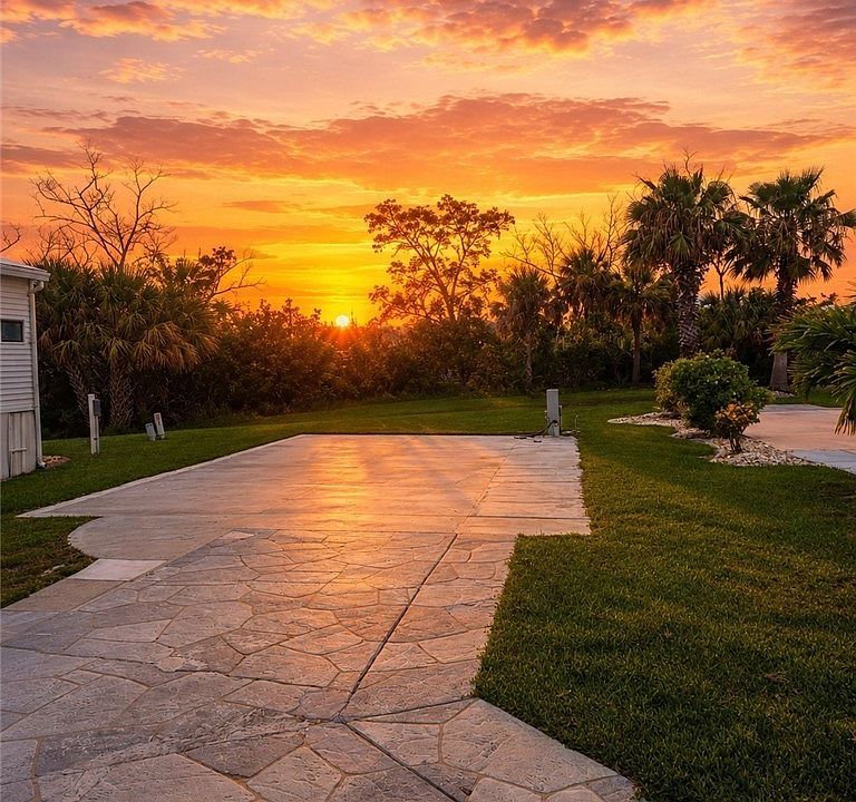 1st image of 19681 Summerlin Rd #423