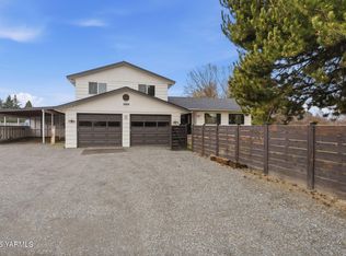 3004 S 74th Ave, Yakima, WA 98903