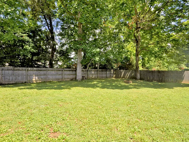 1212 Morstead Dr — Photo 55