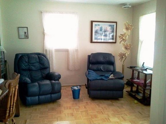 3rd image of 408 Ketron Ln