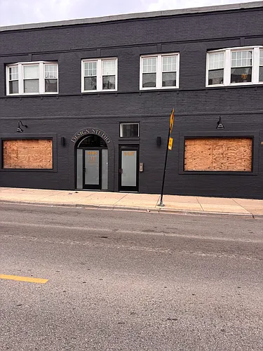 5107 W Montrose Ave #2W Photo 1