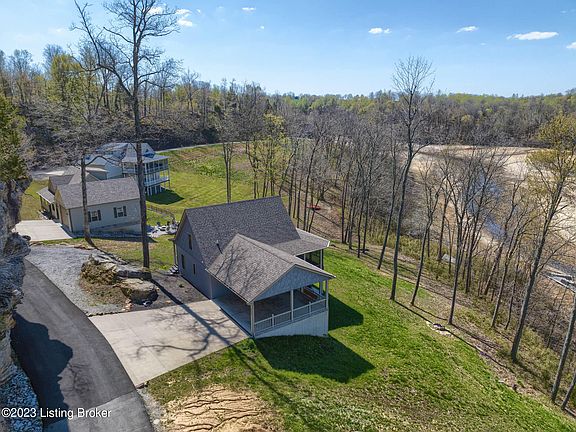 3rd image of 2246 Patriot Shores Ln