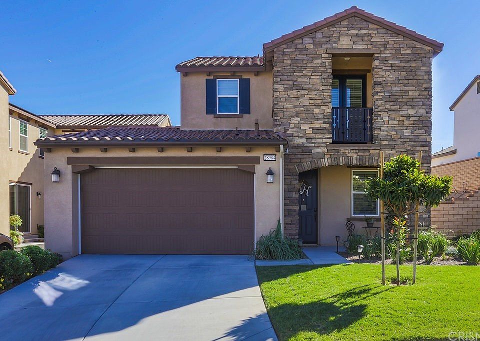 1st image of 28984 N West Hills Dr