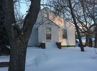 202 4th Ave E, Bristol, SD 57219
