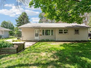 8414 Elliot Ave S, Bloomington, MN 55420