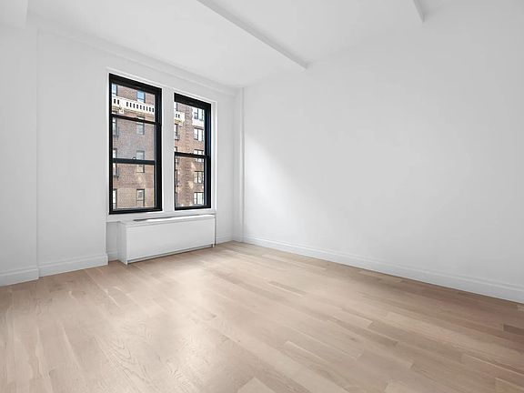 4th image of 135 W 79th St APT 8A