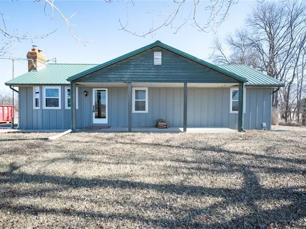 15661 NE 2003 County Rd, Archie, MO 64725