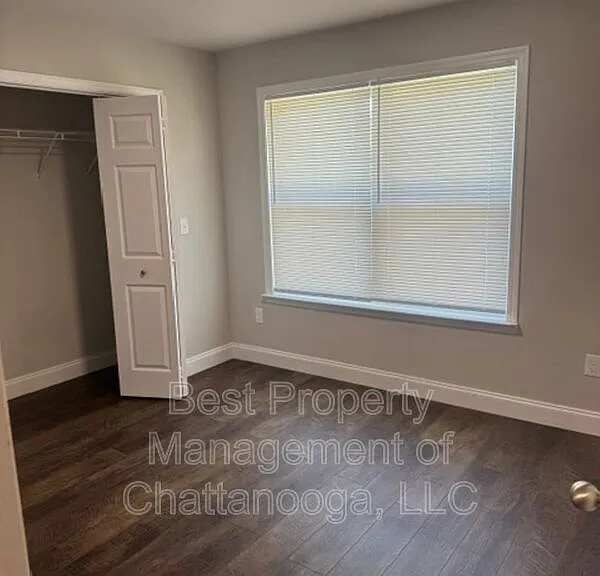 379 Virginia St — Photo 6