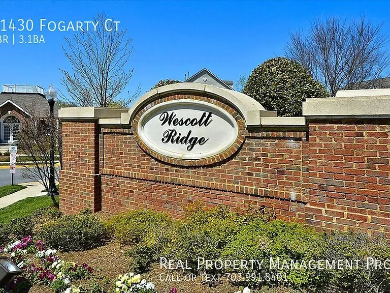 11430 Fogarty Ct — Photo 21