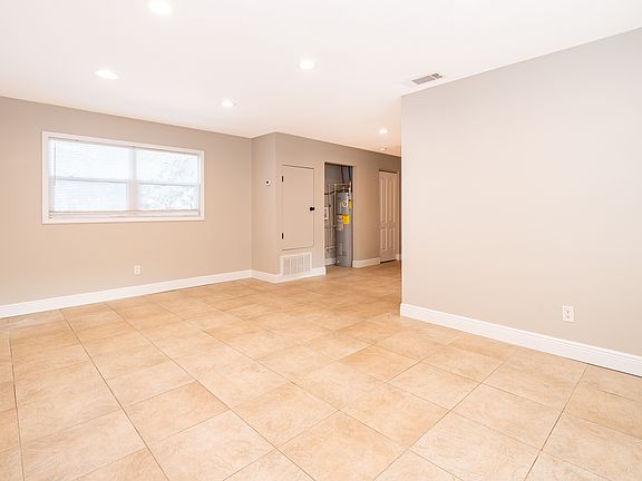 5th image of 700 Magnolia Ave APT 7