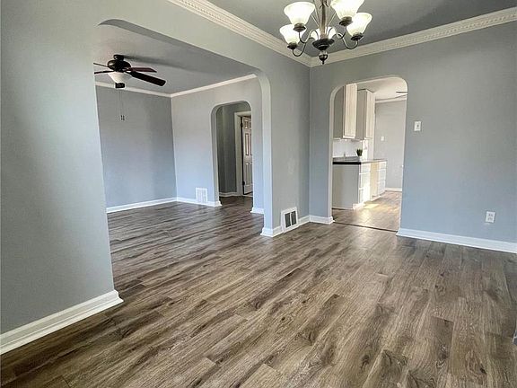 4th image of 510 Averill Ave