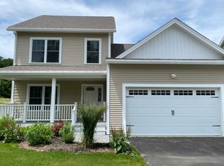 11 Pheasant Ln #11, Eliot, ME 03903