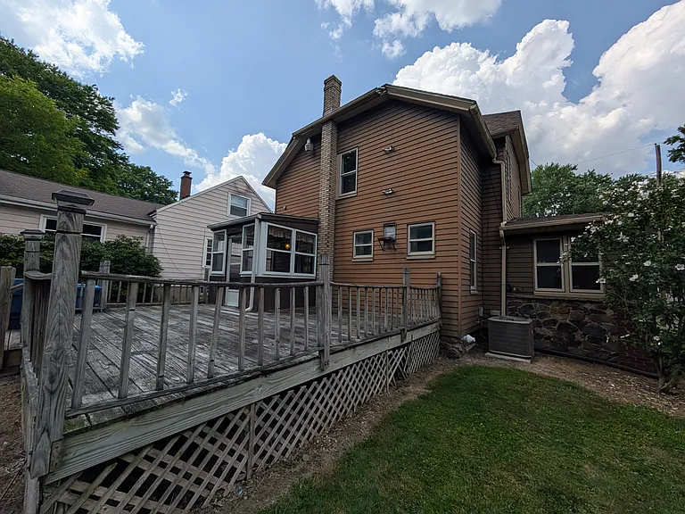 486 Needham Ave — Photo 32