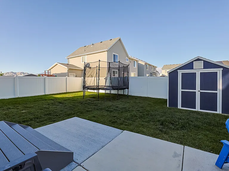 256 N Pier Ln — Photo 37