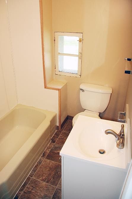 1st image of 1039 Victoria St N #2