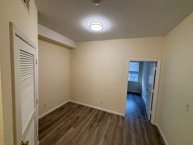 214 64th St #5 — Photo 3