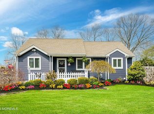 226 Atlantis Ave, Manahawkin, NJ