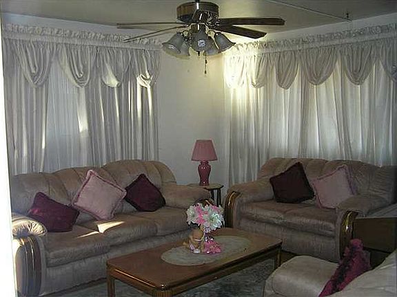 4th image of 9227 Roanoke Dr