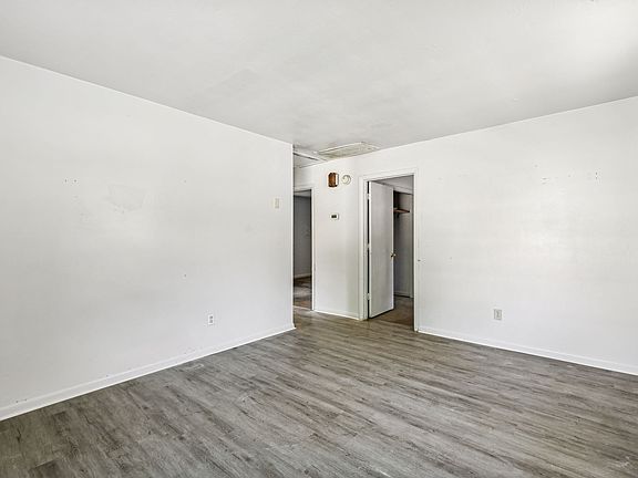 4th image of 831 Gallavista Ave