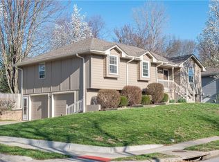 2601 NE Quail Walk Trl, Blue Springs, MO 64014