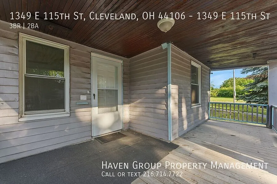 1349 E 115th St, Cleveland, OH 44106- Spacious 3-bed 1.5 -bath single-family home! — Photo 4