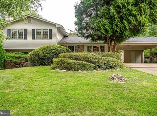 4713 Wakefield Chapel Rd, Annandale, VA 22003