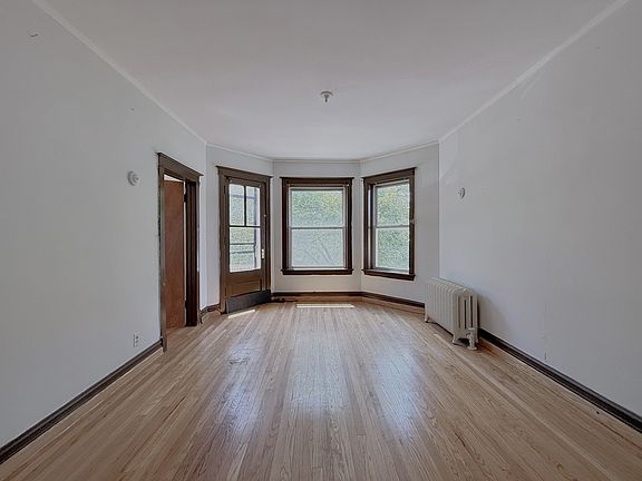 5th image of 4818 W Jackson Blvd