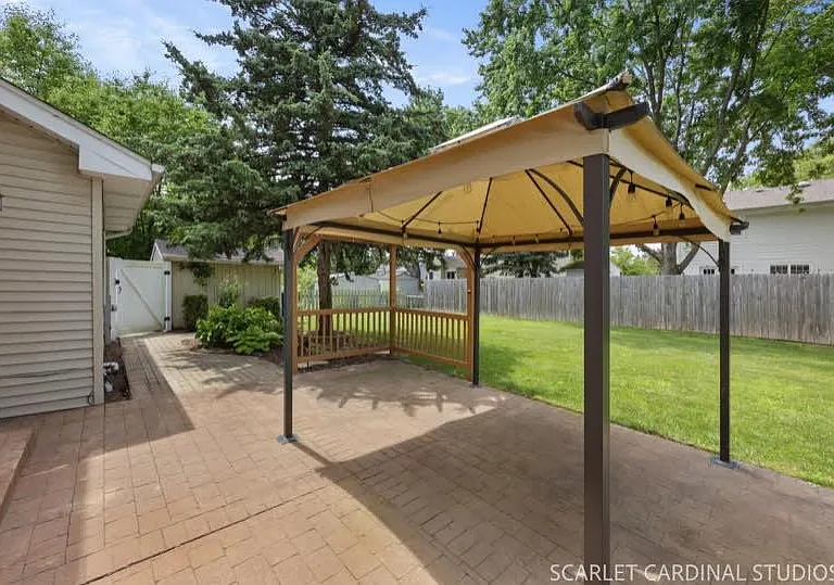 235 Westbrook Cir — Photo 3