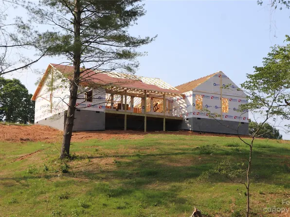 832 Morlin Acres Dr, Marshall, NC 28753