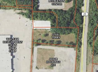 1715 3rd Ave E, Oskaloosa, IA 52577