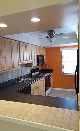 5th image of 10011 Maddox Ln APT 103