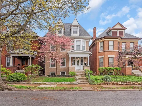 3834 Flad Ave, Saint Louis, MO 63110