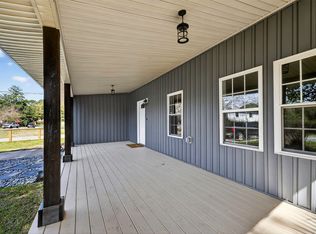 1863 Sandcroft Dr, Charleston, SC 29407