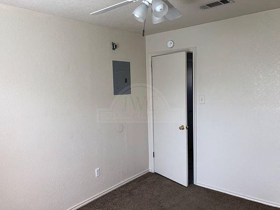 4th image of 1702 Benttree Dr #404488222